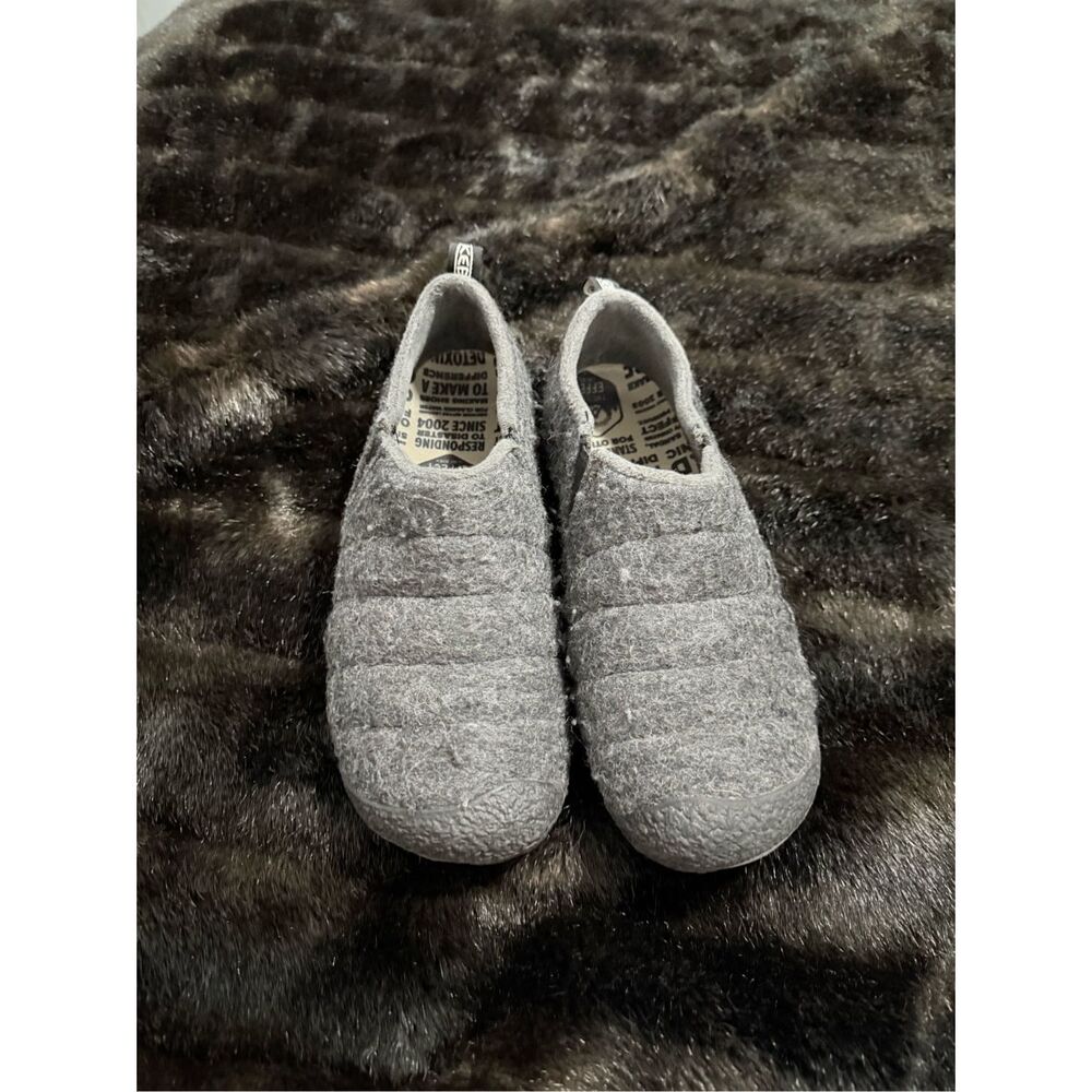 Keen howser grey step‎  in comfort shoes 7 slip on